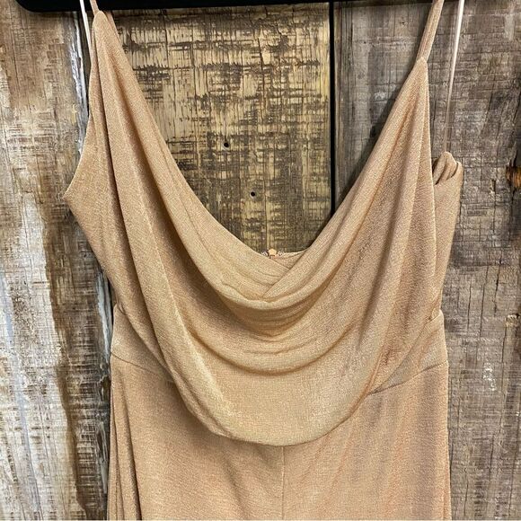 MISHA Moyra Jumpsuit Desert Rose
Tan Draped soft stretch Revolve US 8 - Picture 11 of 11